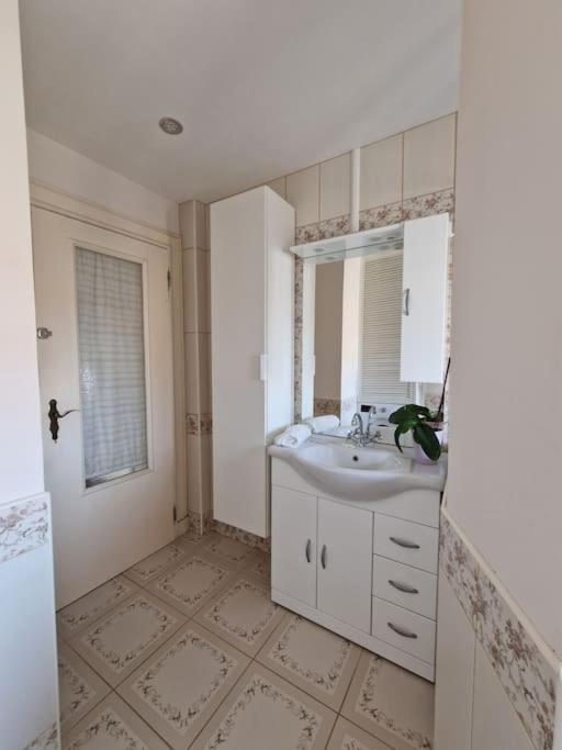 Beautiful Aparment Next To The Border 4 Room Saint-Louis  Eksteriør billede